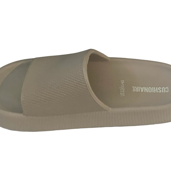 Cushionaire Feather Cloud Slide Sandals - Picture 3 of 11